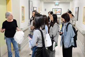 弘光科大健管系學生到加拿大長照機構海外實習。（弘光科大提供）