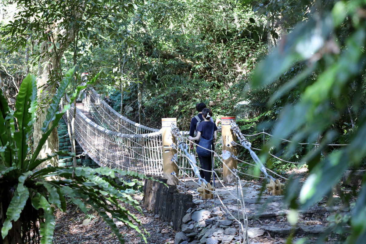 雪山坑登山步道-繩索橋