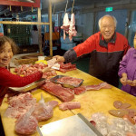 「好豬上桌 幸福加倍」活動， 各市場活動人潮。