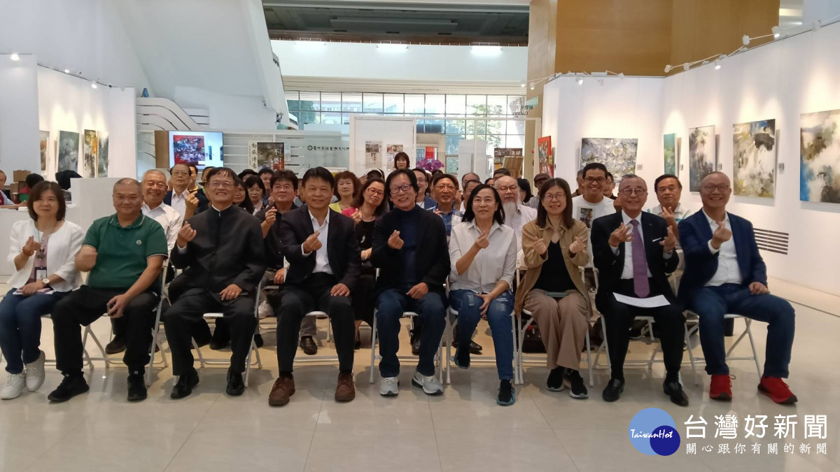 黃意會台中開展活動現場嘉賓雲集