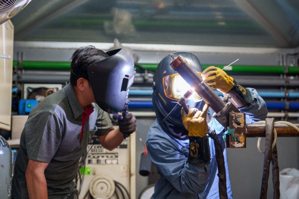 桃竹苗分署銲接職訓課程實況。