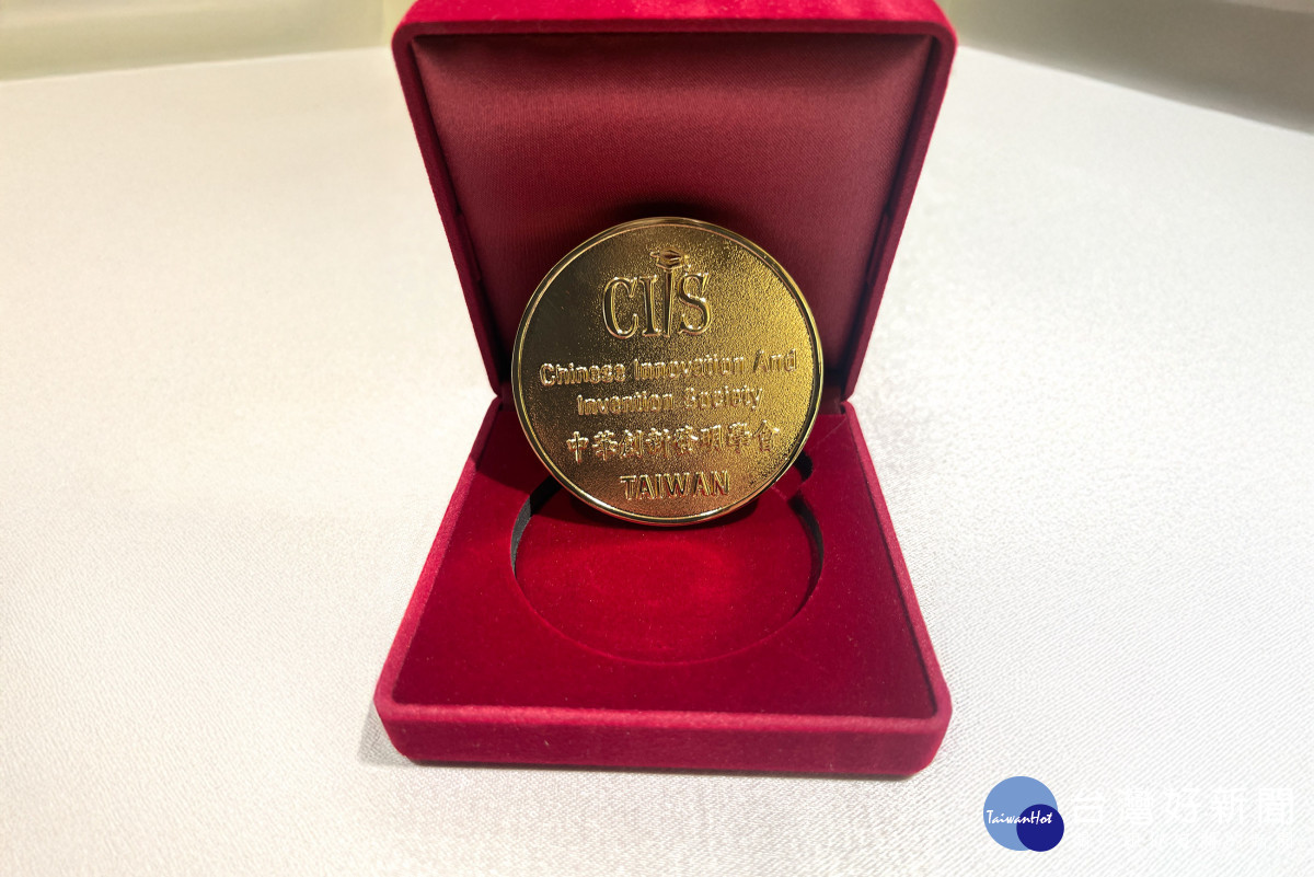 近年彰基於國內外創新發明競賽中屢獲佳績，此次獲得3金1銀是對彰基的肯定，也象徵彰基在研發體系與人才培育上的認可。圖／彰基醫院提供