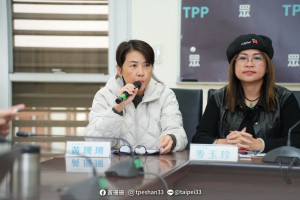 台灣民眾黨立法委員黃珊珊（左）。（圖／翻攝自黃珊珊Facebook）