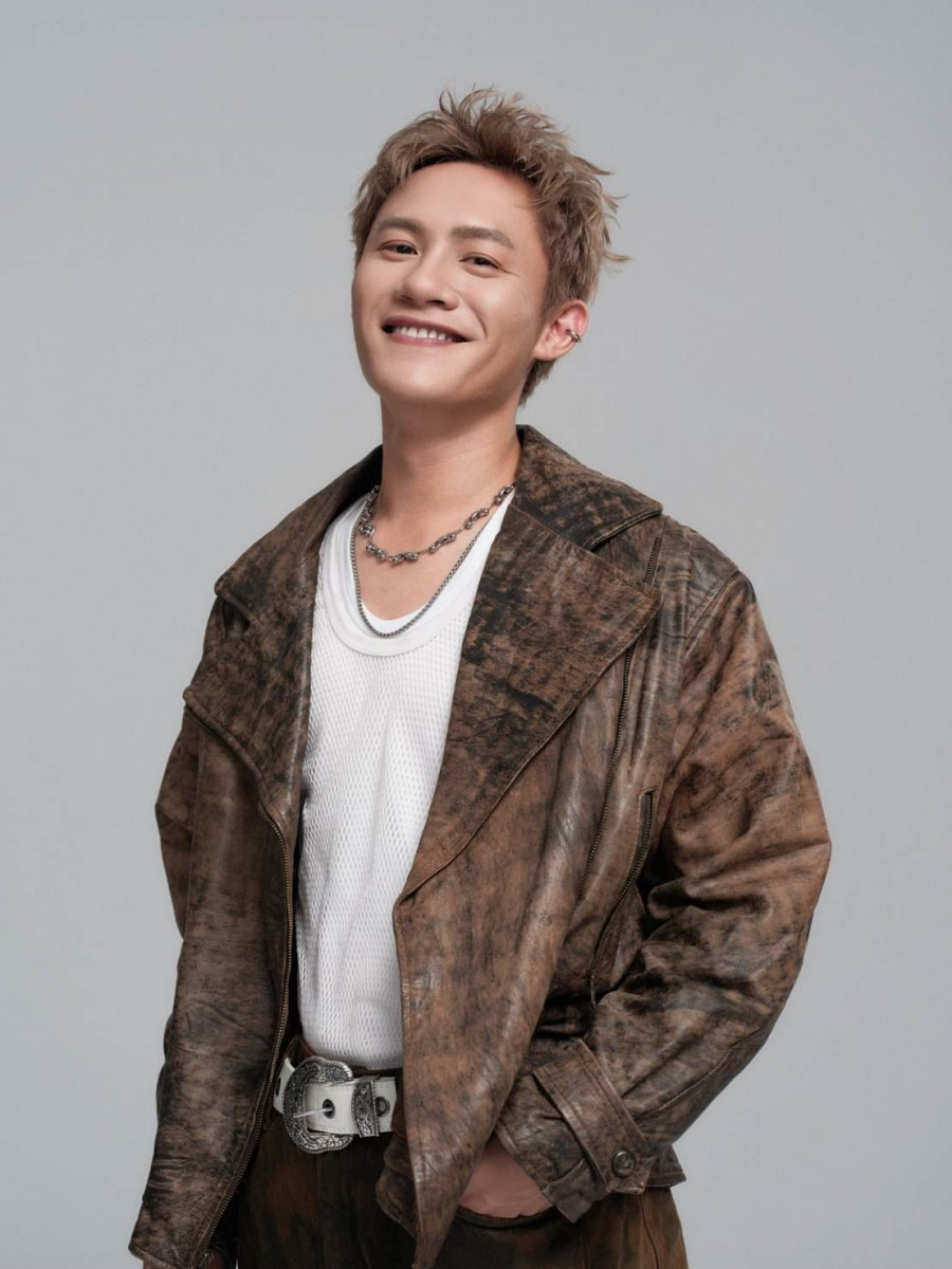 Ponay的原式大樂隊以原民風唱腔與全新舞臺編制，為高雄跨年舞臺帶來獨特的驚喜！（圖／高雄市府新聞局、年代提供）