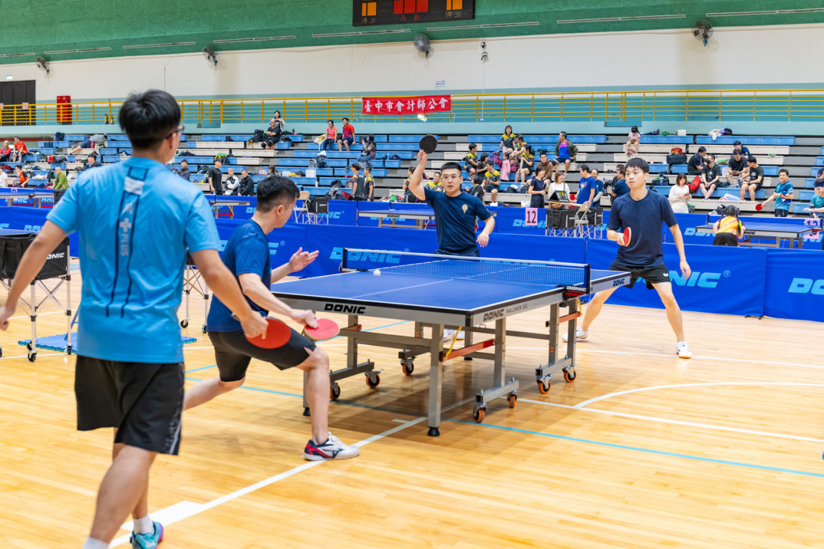 2025全牙盃桌球賽中,選手們全力以赴、熱血拚戰,力求創下最佳成績。圖/彰基醫院提供