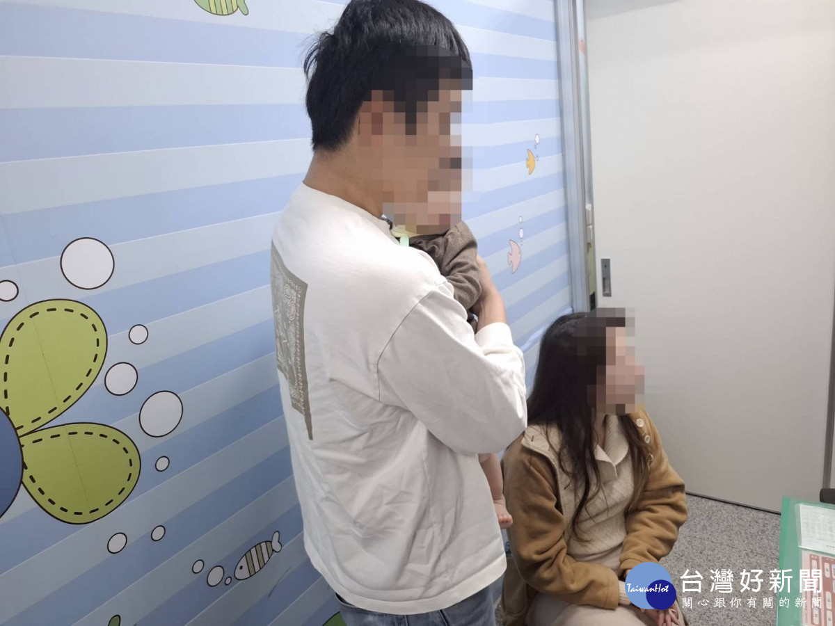 1歲男童急性腸胃炎抽蓄，大園警協助開道送醫。