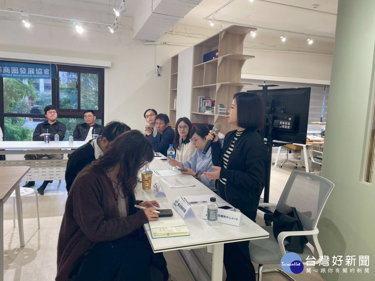 青埔商圈發展協會舉辦「2026 青埔親子城市品牌暨商圈行銷共創會議」。<br />
<br />
