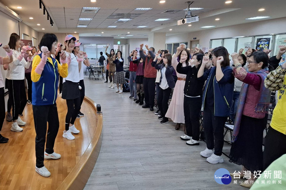 桃園市「南、北區婦女中心年度聯合成果展暨第四次婦團聯繫會議」。