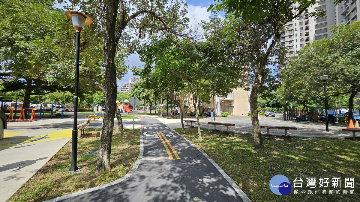 建設局「溫室氣體管制執行績效考核」勇奪甲組第 1 名