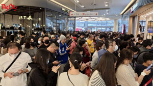 遠東巨城購物中心最強週年慶登場，首日衝6.3億元。