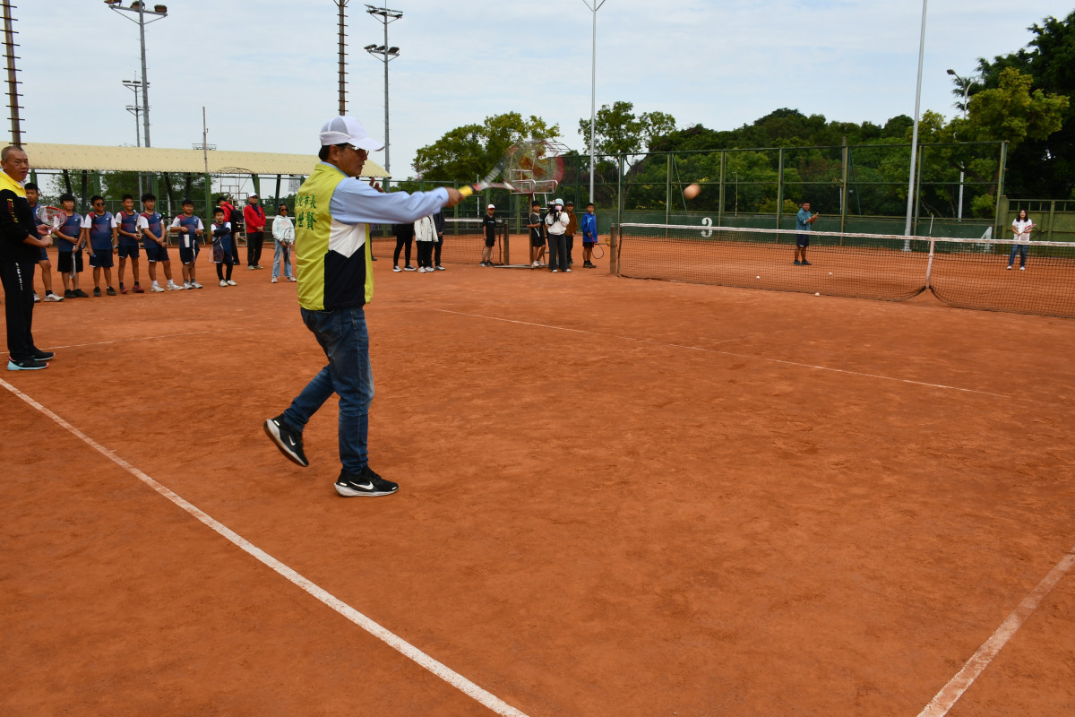 林世賢市長主持開球儀式。圖／彰化市公所提供