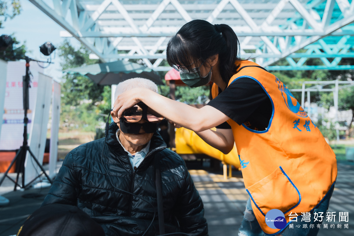 嘉義市府今天舉行114年「憶嘉人6支箭」服務方案成果發表會／嘉義市府提供