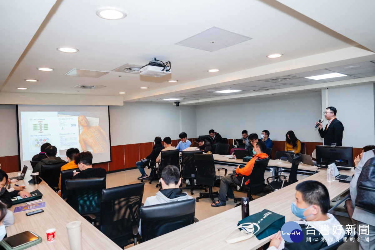  第二屆台灣青年論壇 號招25位頂尖中醫師授課