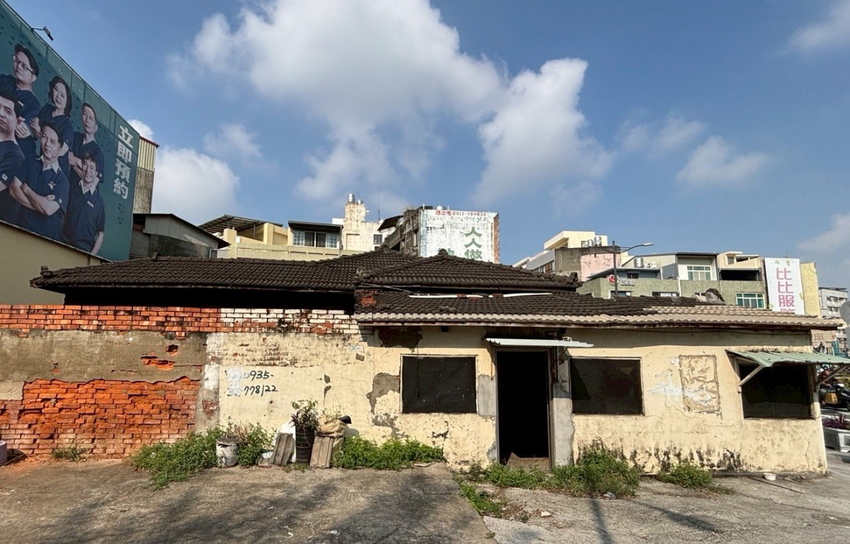 投入5,000萬元打造彰化藝文敘事新據點，南郭路一段100號公有房舍舊貌。圖／記者鄧富珍攝