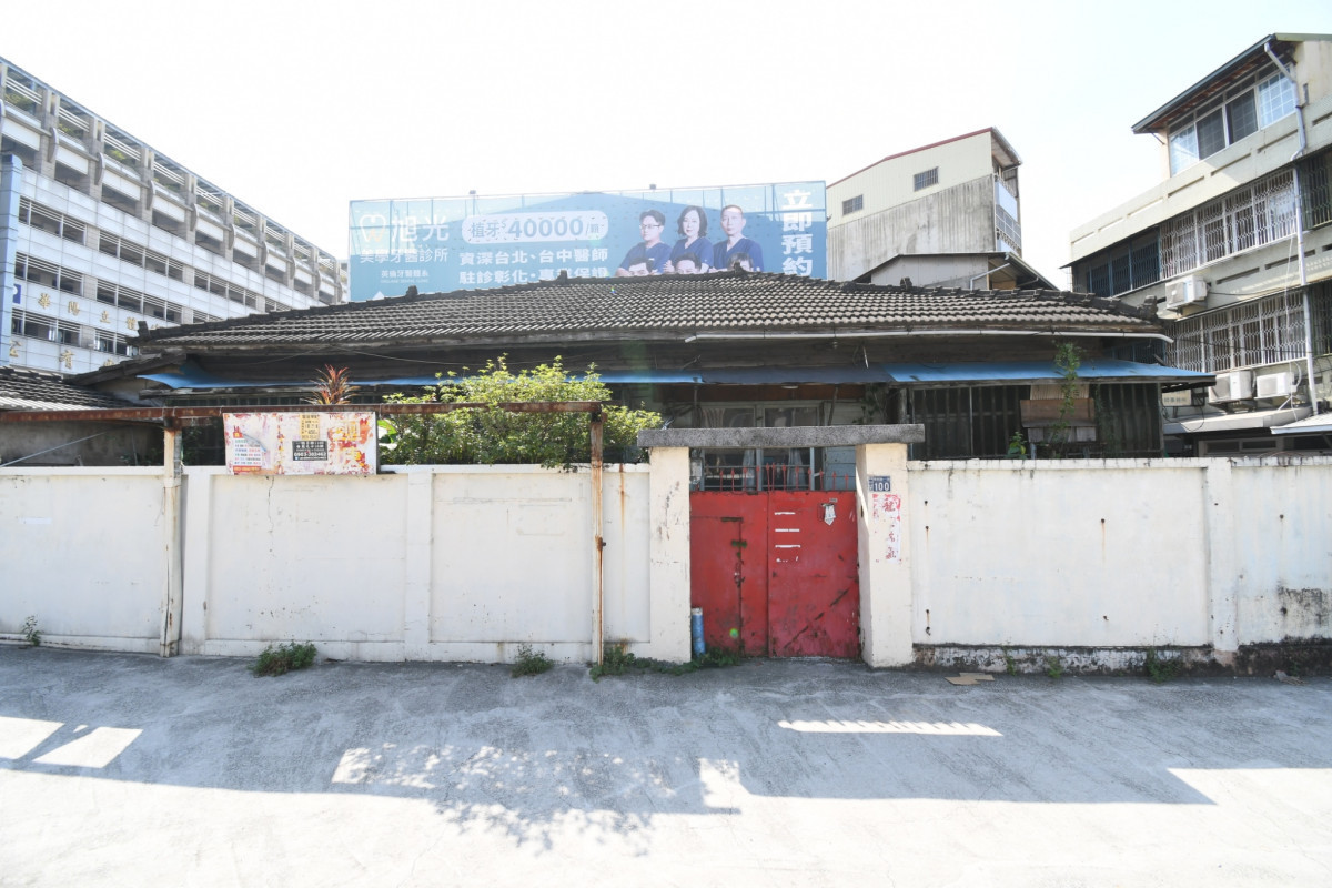 投入5,000萬元打造彰化藝文敘事新據點，南郭路一段100號公有房舍舊貌。圖／彰化縣政府提供