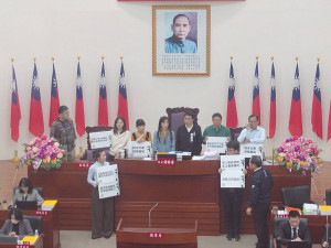 新竹市民進黨團要求總預算逐條審查遭拒。
