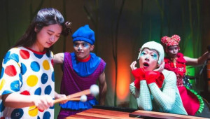 玉米雞劇團《莎士．鼻仔．黑白摃》。