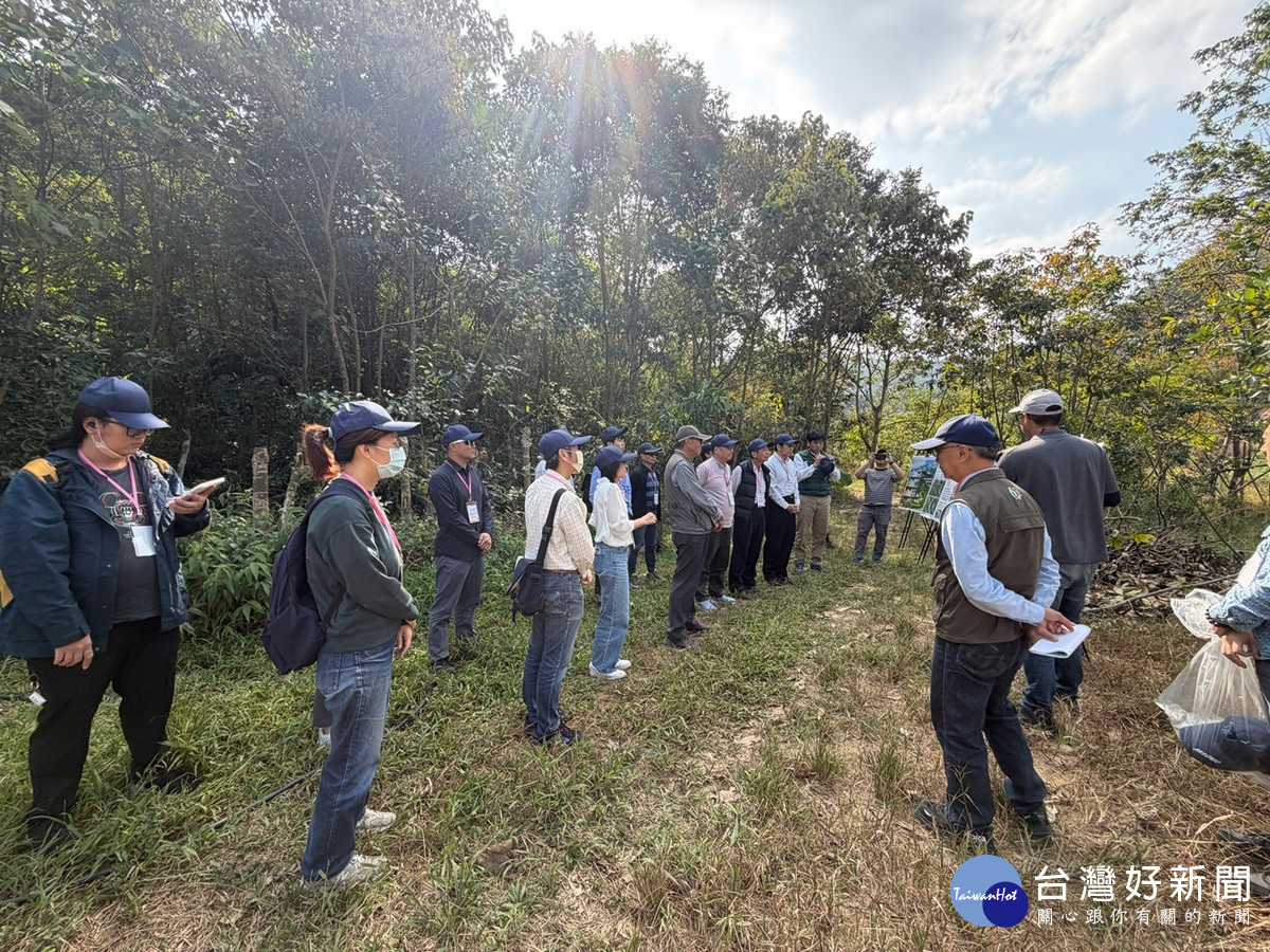 減碳檢核作業現地解說。（農村水保署提供）