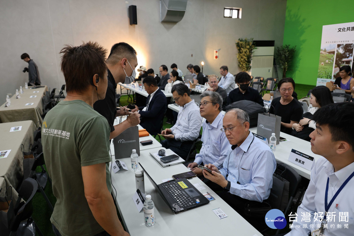 嘉義縣文化觀光局、國發會數位牧民辦公室舉辦「國際數位人才來嘉」文化好嘉、觀光好嘉記者會／嘉義縣府提供