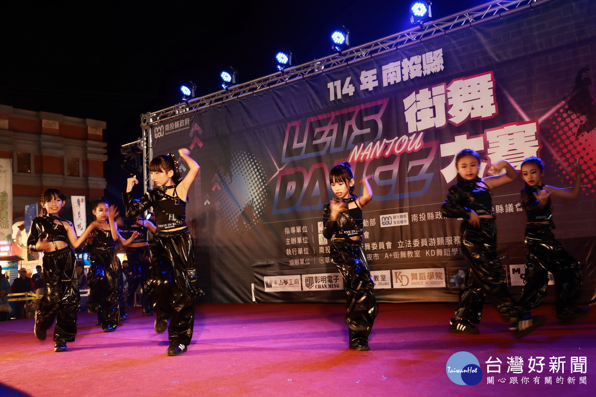 從國小國中到青年都組隊參賽。(縣府提供)