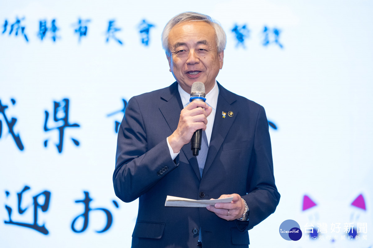 日本宮城縣氣仙沼市長菅原茂致詞。