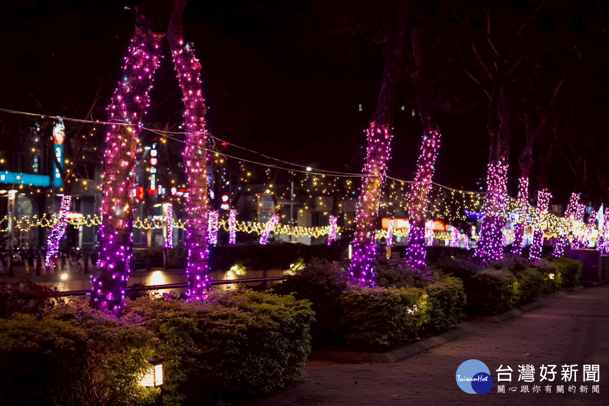 中港大排及鴨母港溝燈飾12/13點亮　營造耶誕濃厚節慶氣息