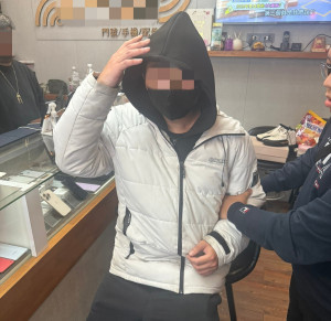 中壢警速破手機竊案36歲男落網。