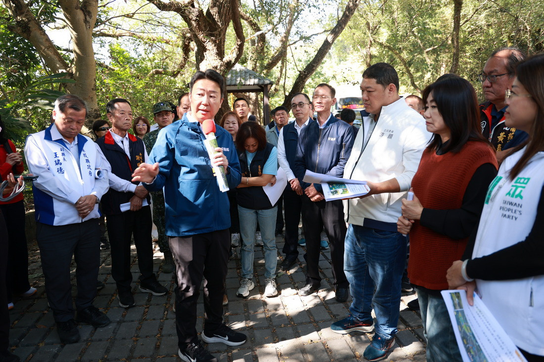 立法院交通委員會前往投54線聽取集集綠色隧道新闢工程簡報。(縣府提供)