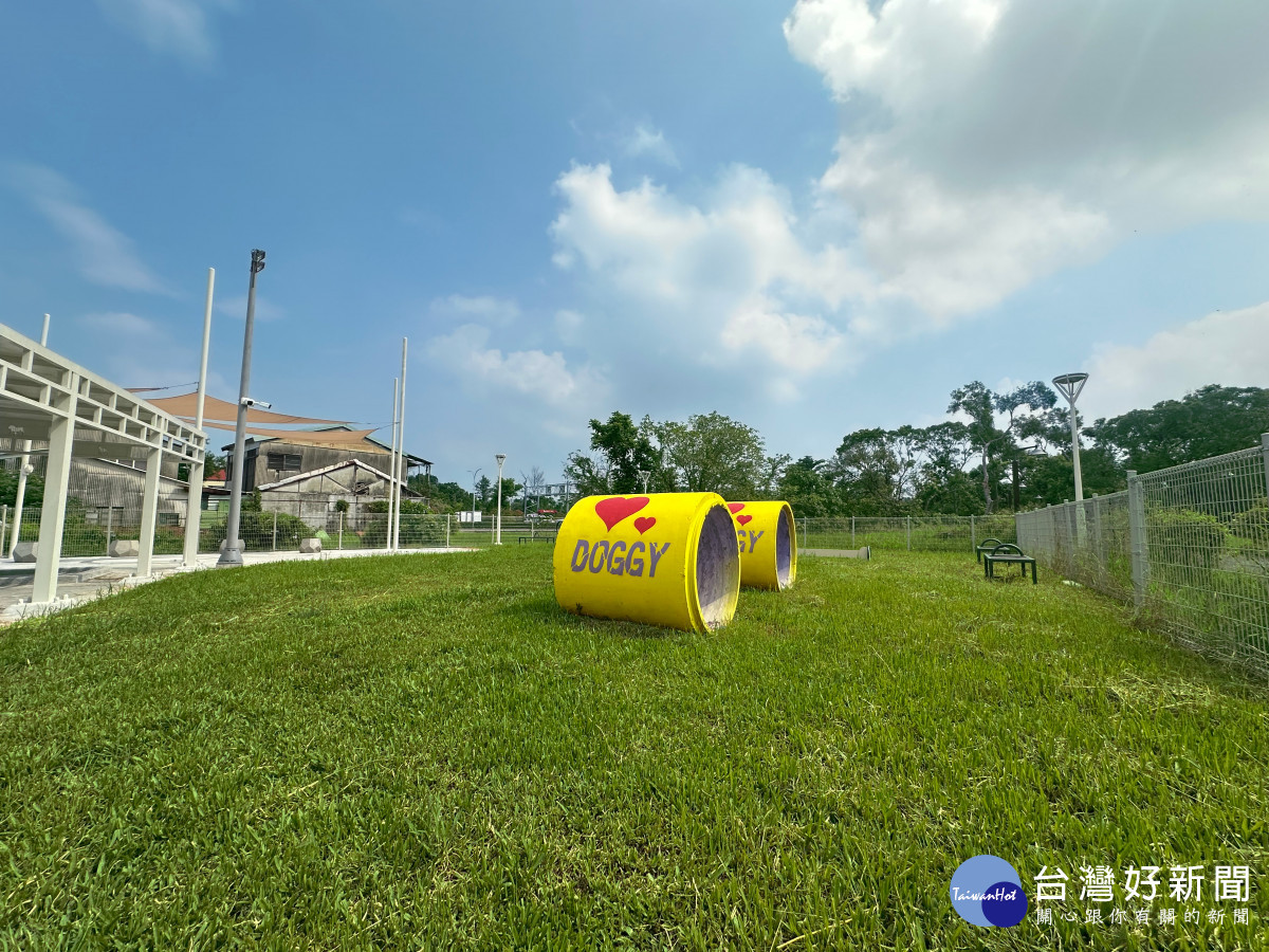 嘉義市西區寵物公園今天起試營運/嘉義市府提供