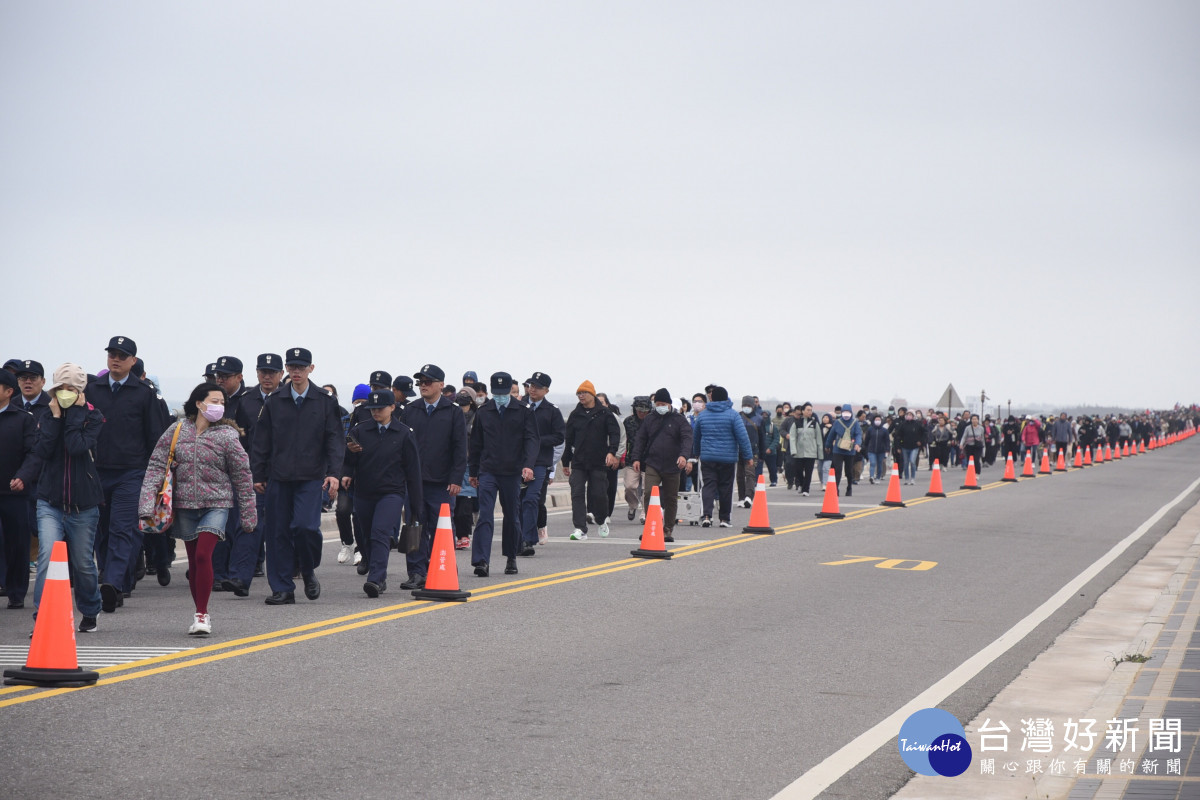 千人行軍跨海大橋　澎湖結合戰地史蹟與美食推動冬季觀光