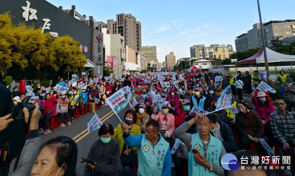 林世賢團結造勢大會場人山人海。圖/記者鄧富珍攝