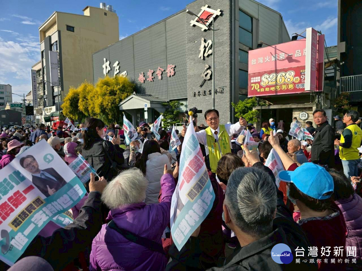 針對AI浪潮,林世賢進一步指出,彰化擁有全國最具優勢的綠能條件,是發展AI與高科技產業的重要基礎。