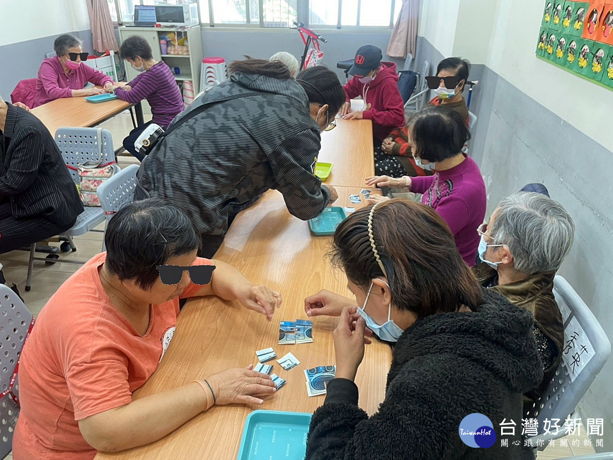 因應長輩能力進行個別化的引導、活動設計,讓長輩能「說得出、做得到」