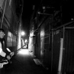 女大生趕公車遇突發狀況，警方夜間暖心助解圍。