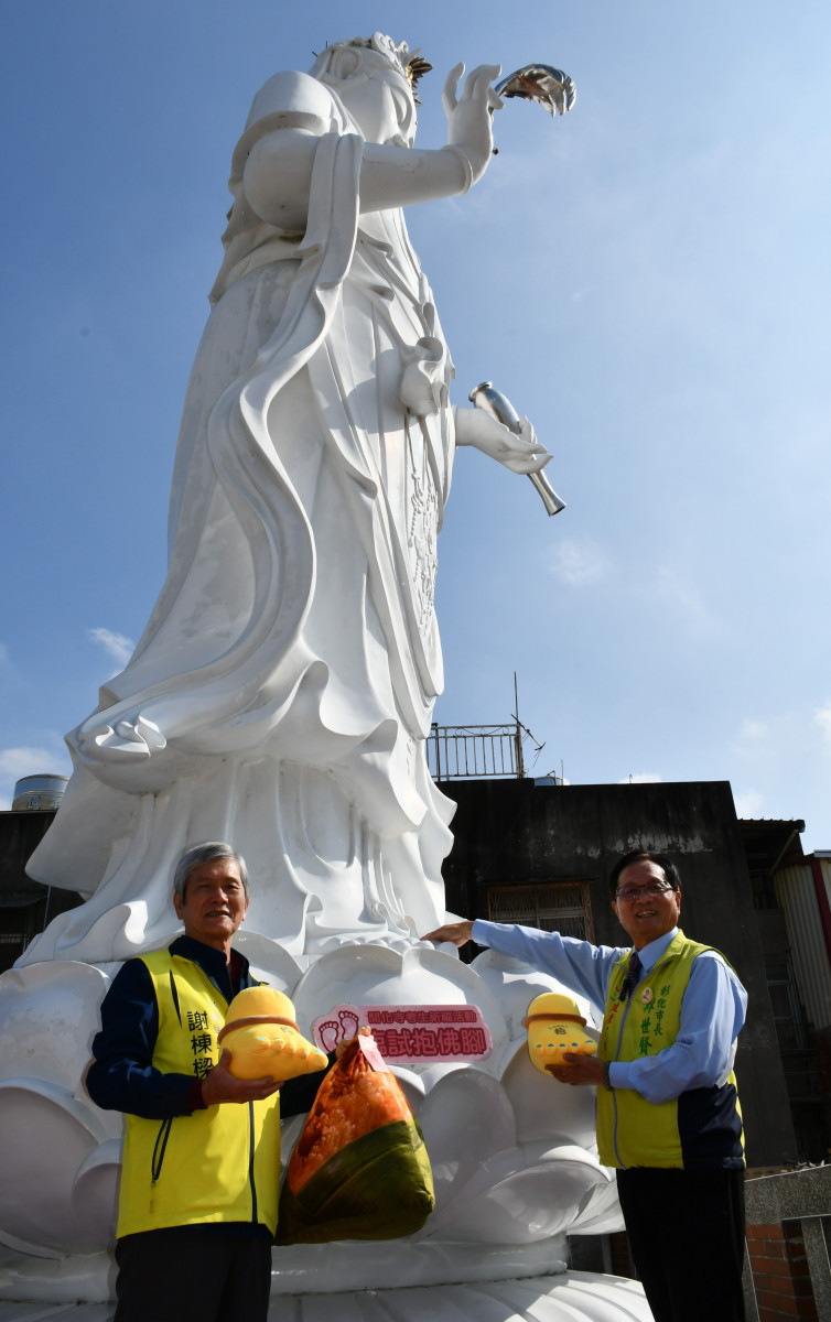 為考生祈福迎考季　彰化開化寺再辦「臨試抱佛腳」祈福活動