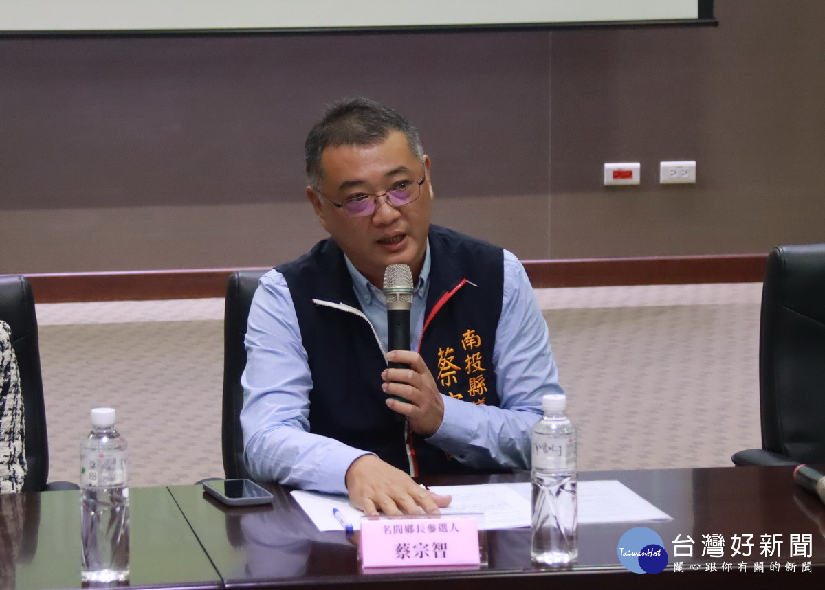 蔡宗智服務地方10餘年強調23村每寸土地都熟悉。（記者扶小萍攝）