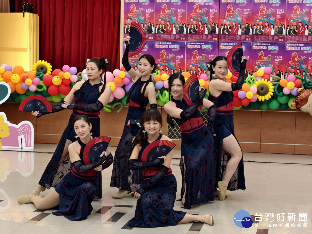 新住民協會精彩舞蹈表演。圖／記者鄧富珍攝