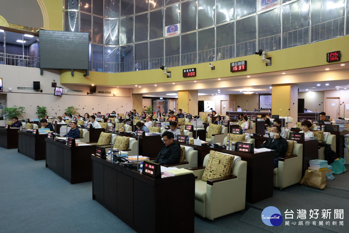 臺南市議會臨時會圓滿閉幕　挑燈夜戰審畢115年度市總預算