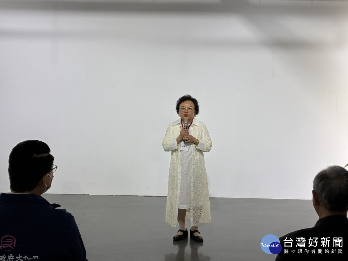 臺灣藝術大學美術書畫系友學會簡惠美理事長致詞