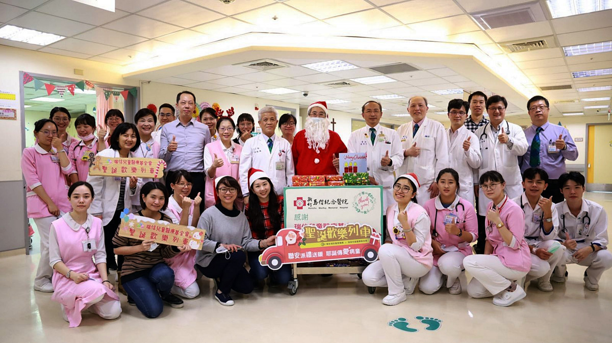 部桃透析室聖誕同歡　陪腎友走過長路