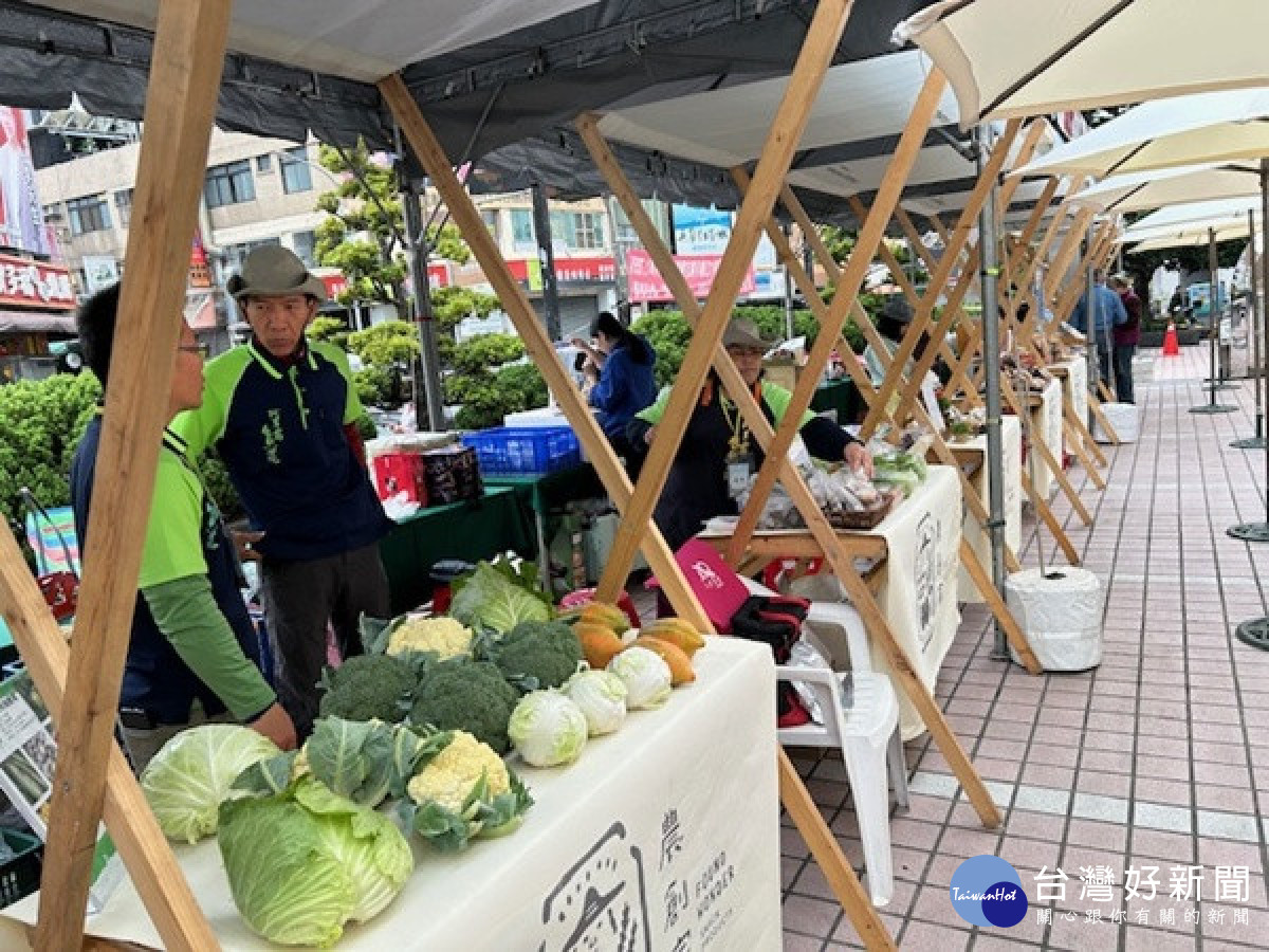 小農市集。林重鎣攝