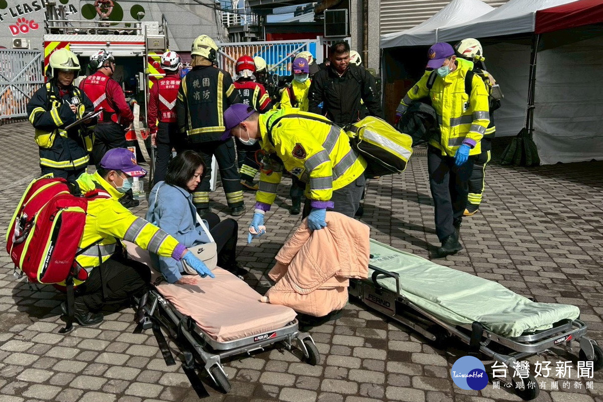 確保2026桃園ON AIR跨年晚會「安全零死角」,桃園市府整合警消實兵演練防範突發事故。