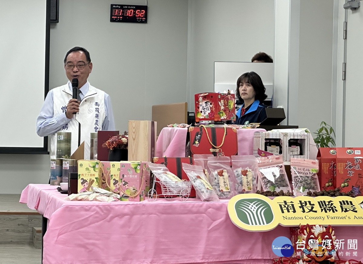 總幹事曾明瑞詳述114年成果豐碩。(記者扶小萍攝)