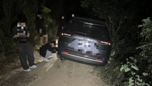 夜遊竟刁車 。林重鎣