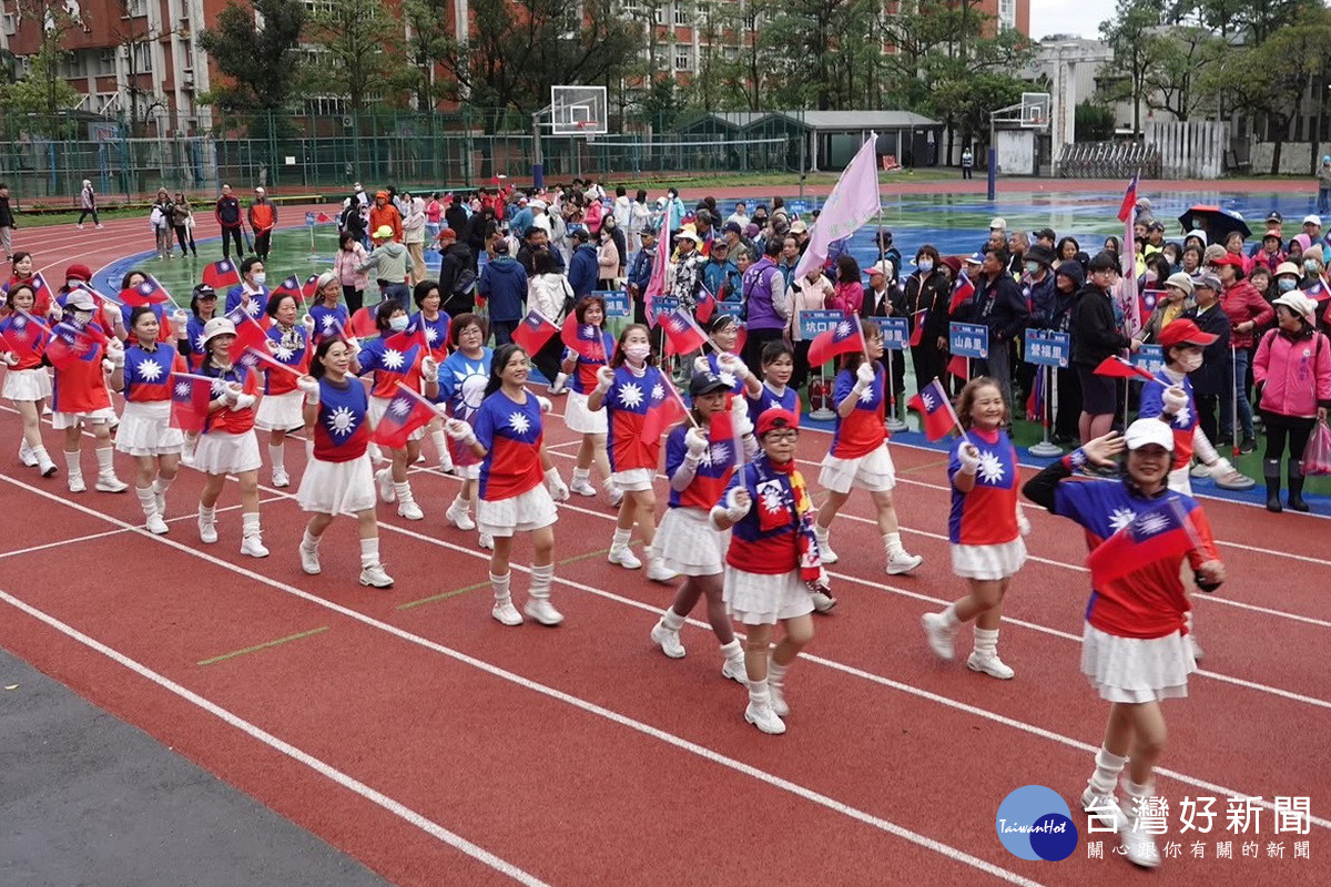 「蘆竹迎新，竹夢踏實」115年元旦升旗典禮，於蘆竹區南崁國中盛大登場。<br />
