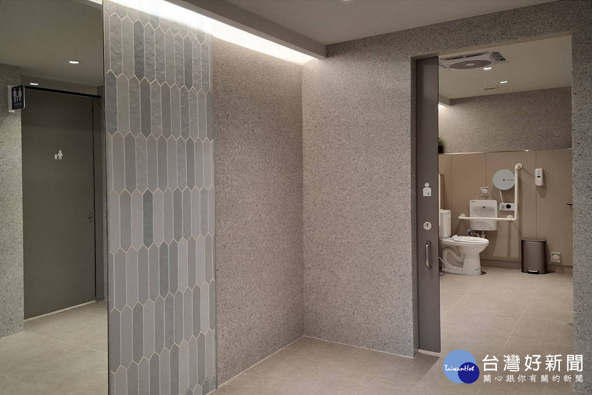 北橫遊客中心全齡多功能及智慧化公共廁所整建完成開放啟用。