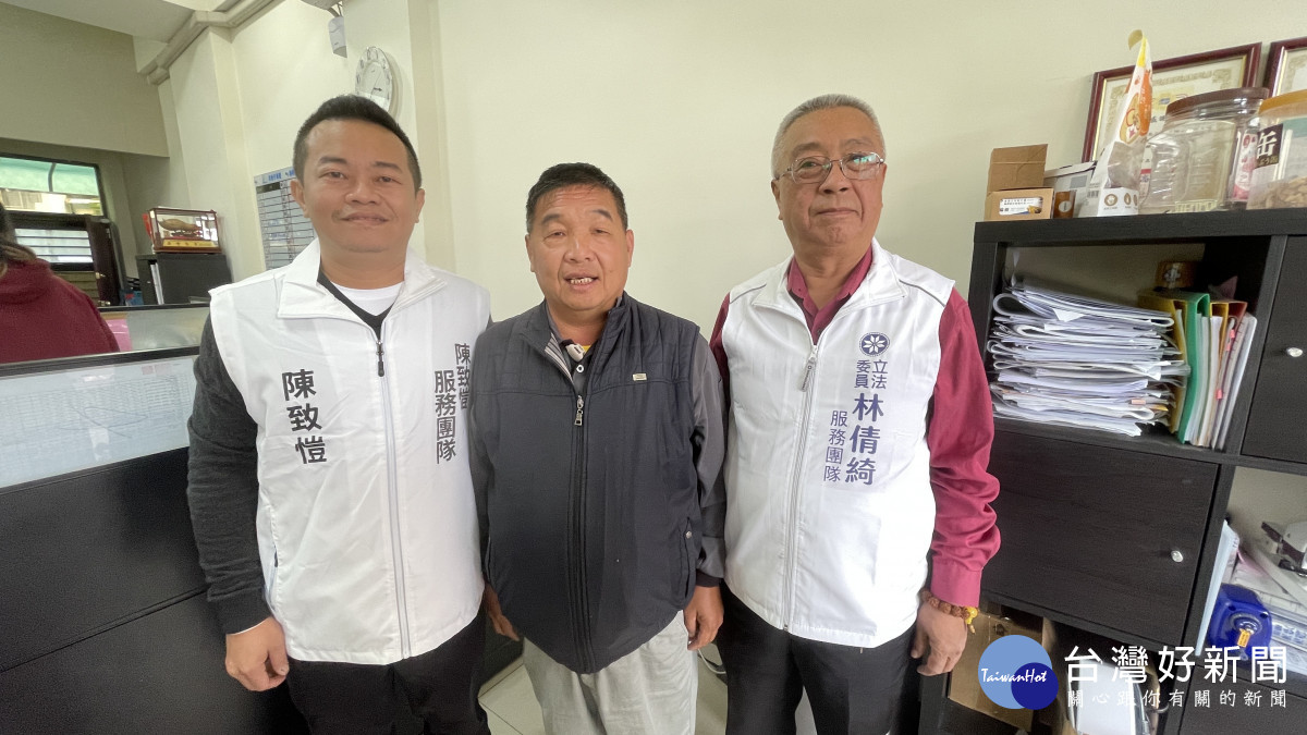 大嘉義馬拉松協會理事長蔡協成呼籲嘉義市中央、地方民代同連署,建請市府研擬推動國中小營養午餐免費政策,盼在黃敏惠任內落實執行/陳致愷提供