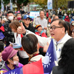 新竹縣長參選人陳見賢於竹東鎮戲曲公園舉辦「鄉親有約」團結大會。