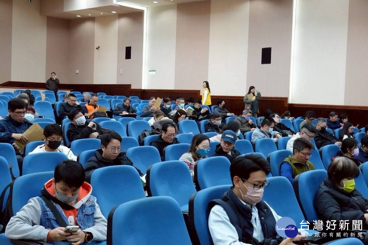 桃市府經發局舉辦危險物品申報說明會。