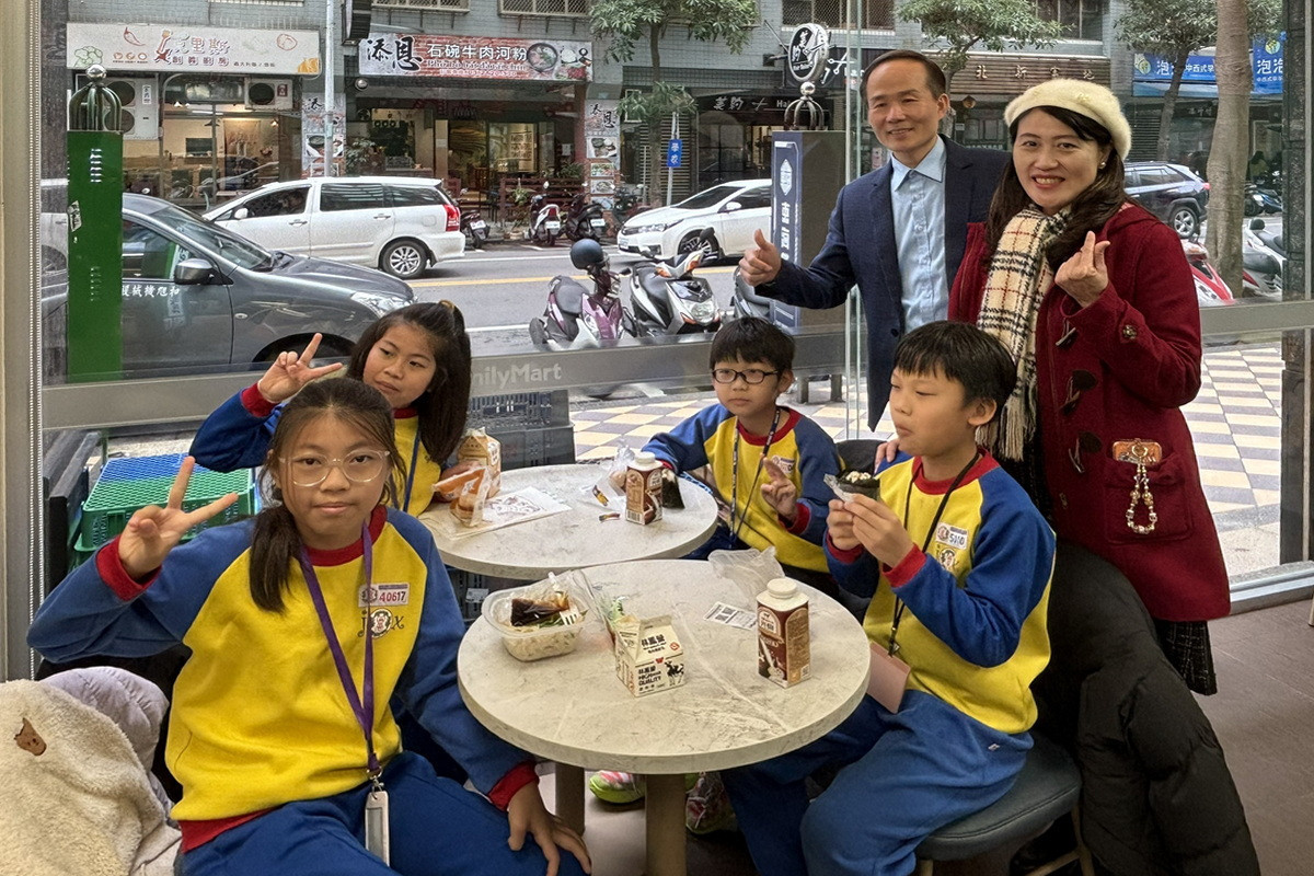 確保弱勢家庭學童在長假期間不因學校停課面臨斷，桃市府寒假多元供餐守護弱勢學童。<br />
